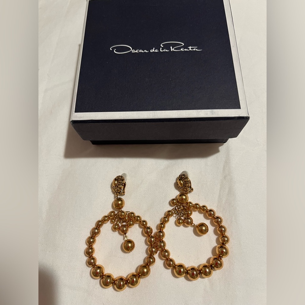 Oscar de la Renta large dangling hoops